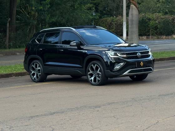 VOLKSWAGEN TAOS 1.4 250 TSI TOTAL FLEX HIGHLINE AUTOMÁTICO